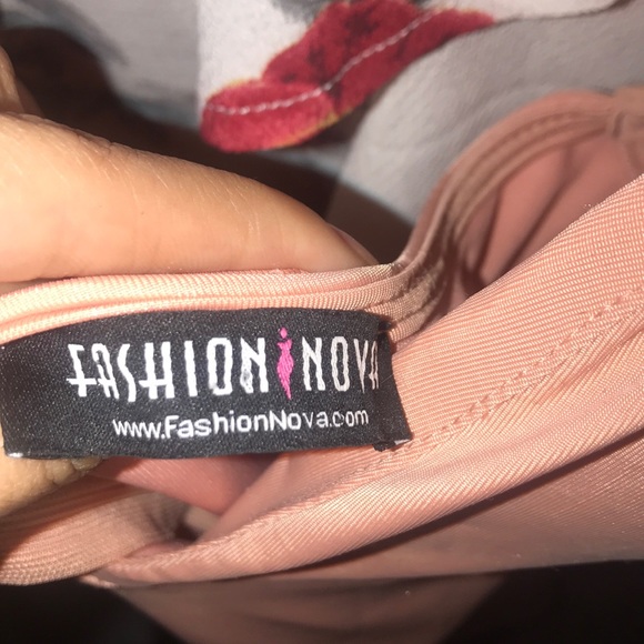 Fashion nova dress - Picture 3 of 3